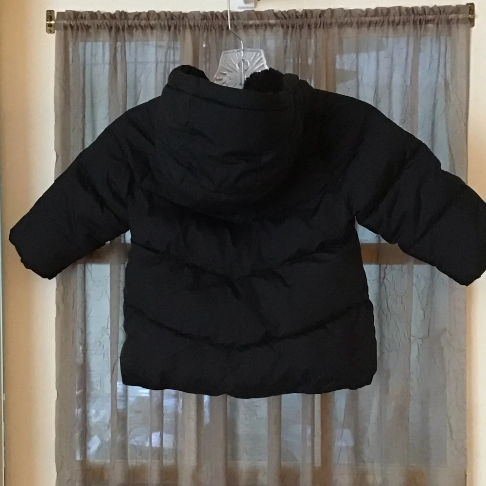 GAP Black Kids Puffer Jacket - Picture 2 of 3